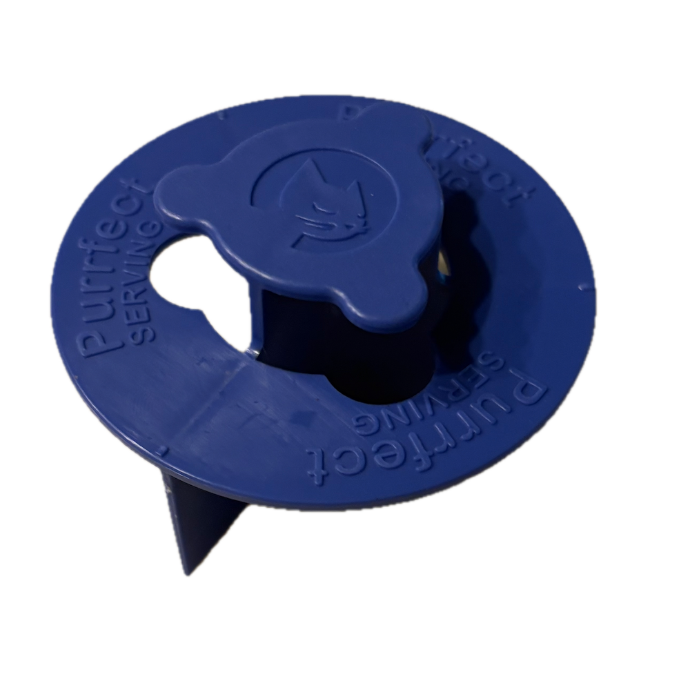 Paté Cat Food Cutter, 3-segment detail